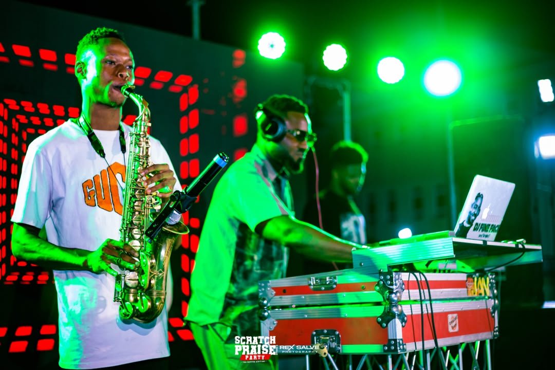VDJ Fineface live